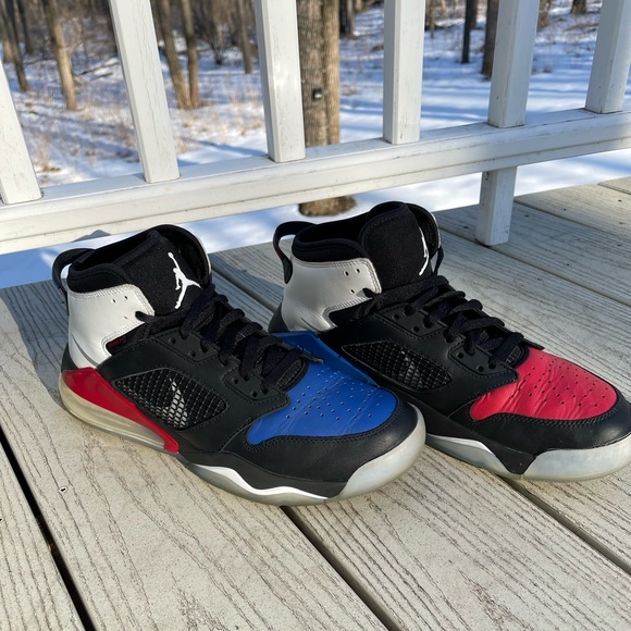 Jordan Mars 270 Top 3 - Picture 6 of 6